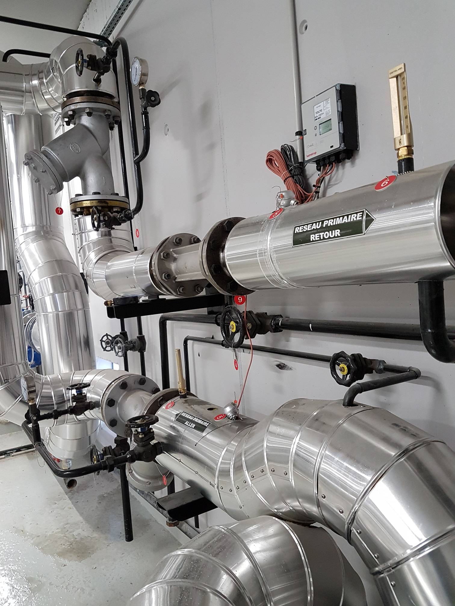 Contacter un imprimeur pour réaliser des repérages de tuyauteries aux normes AFNOR ou CLP à Rouen 76