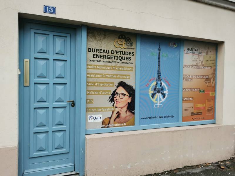 réaliser un adhésif micro-perforé pour vitrine à Poissy dans les Yvelines
